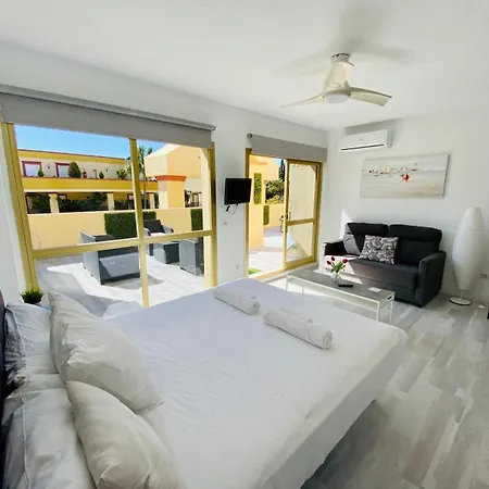 Oleholidays 323 Romana Playa Junto Al Mar * Marbella